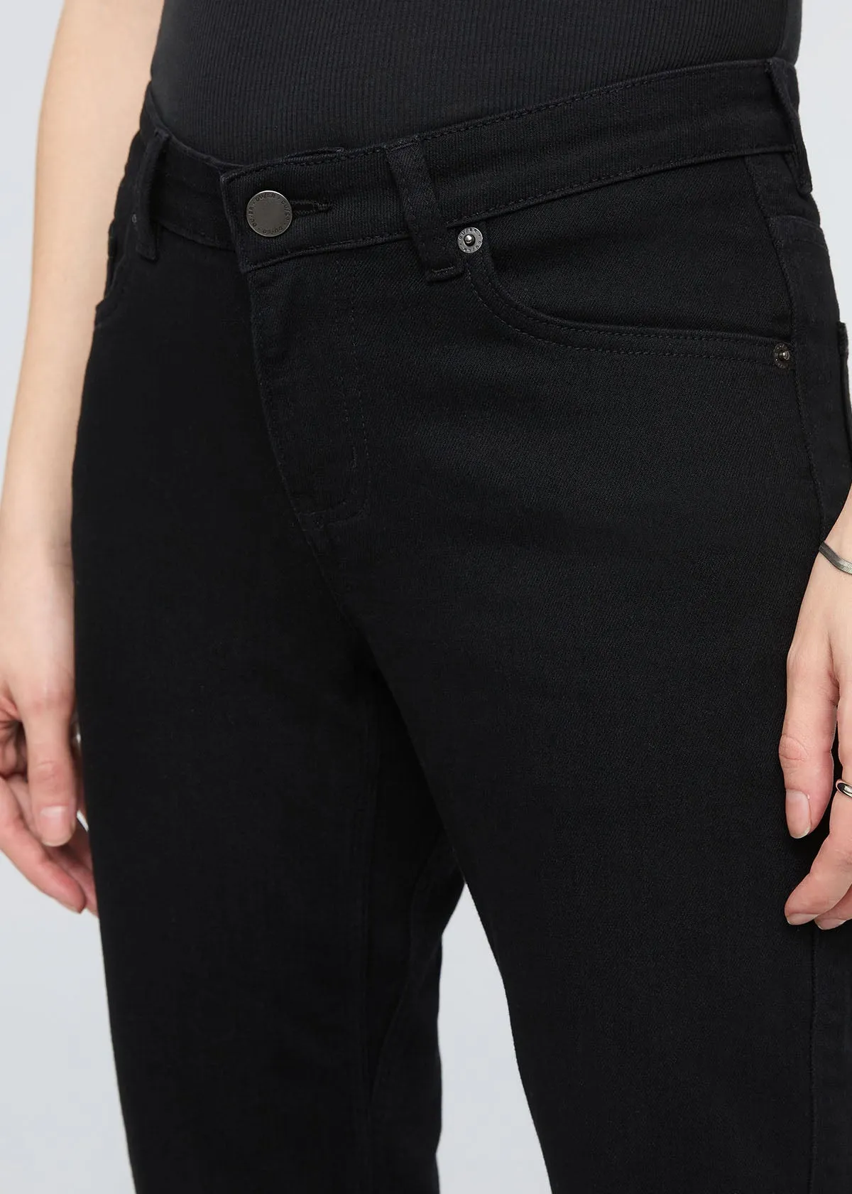 Performance Denim Girlfriend - Black sold by DUER product image thumbnail 5