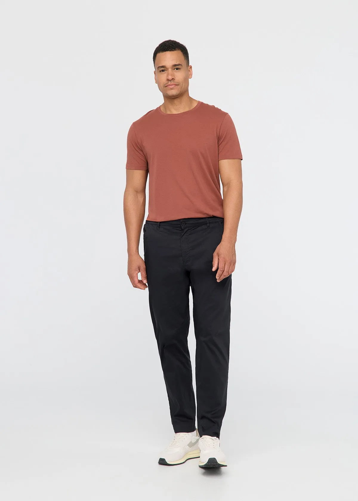 Weightless Poplin AC Pant - Black sold by DUER product image thumbnail 2
