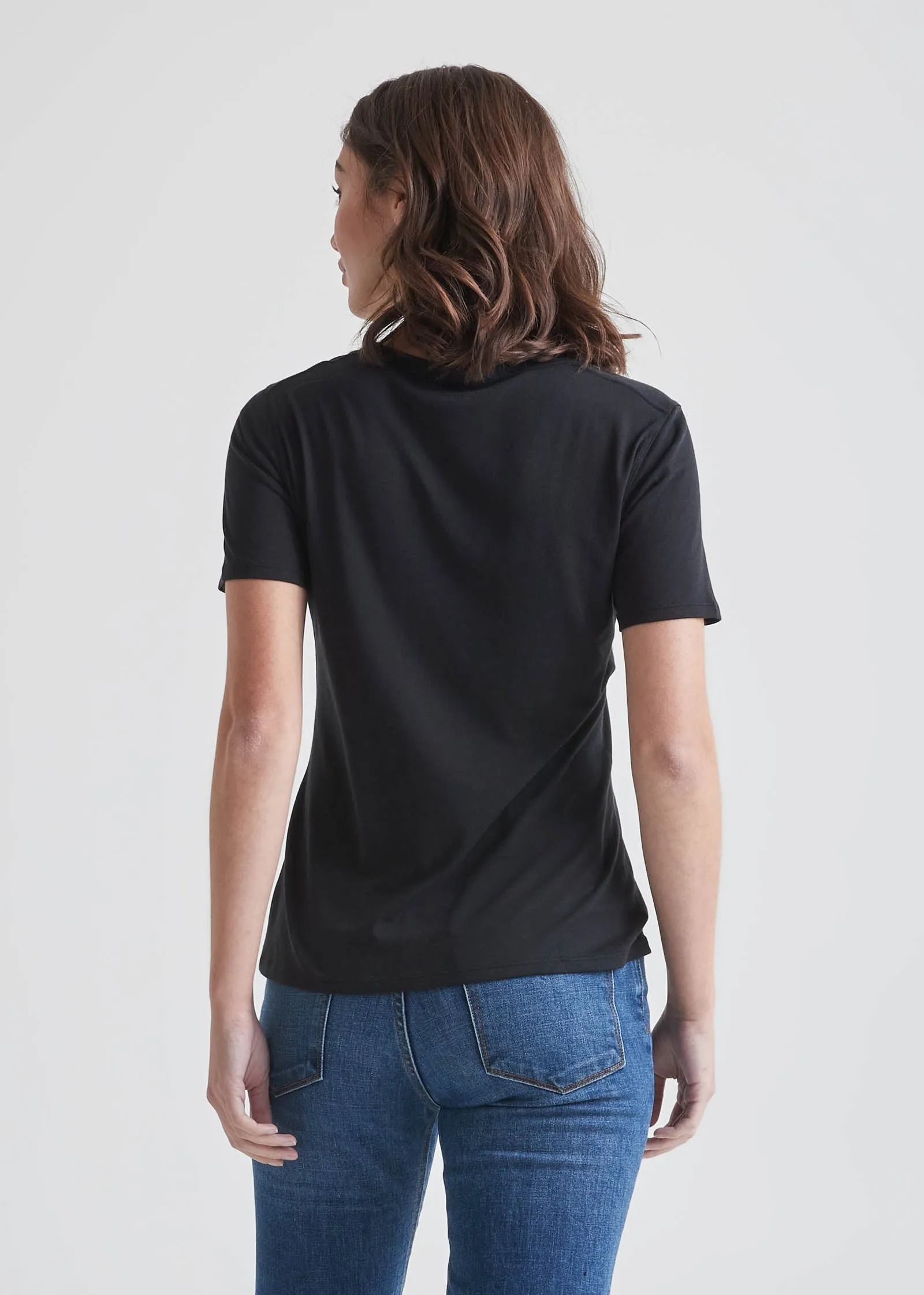 The Only Tee V-Neck - Black sold by DUER product image thumbnail 4
