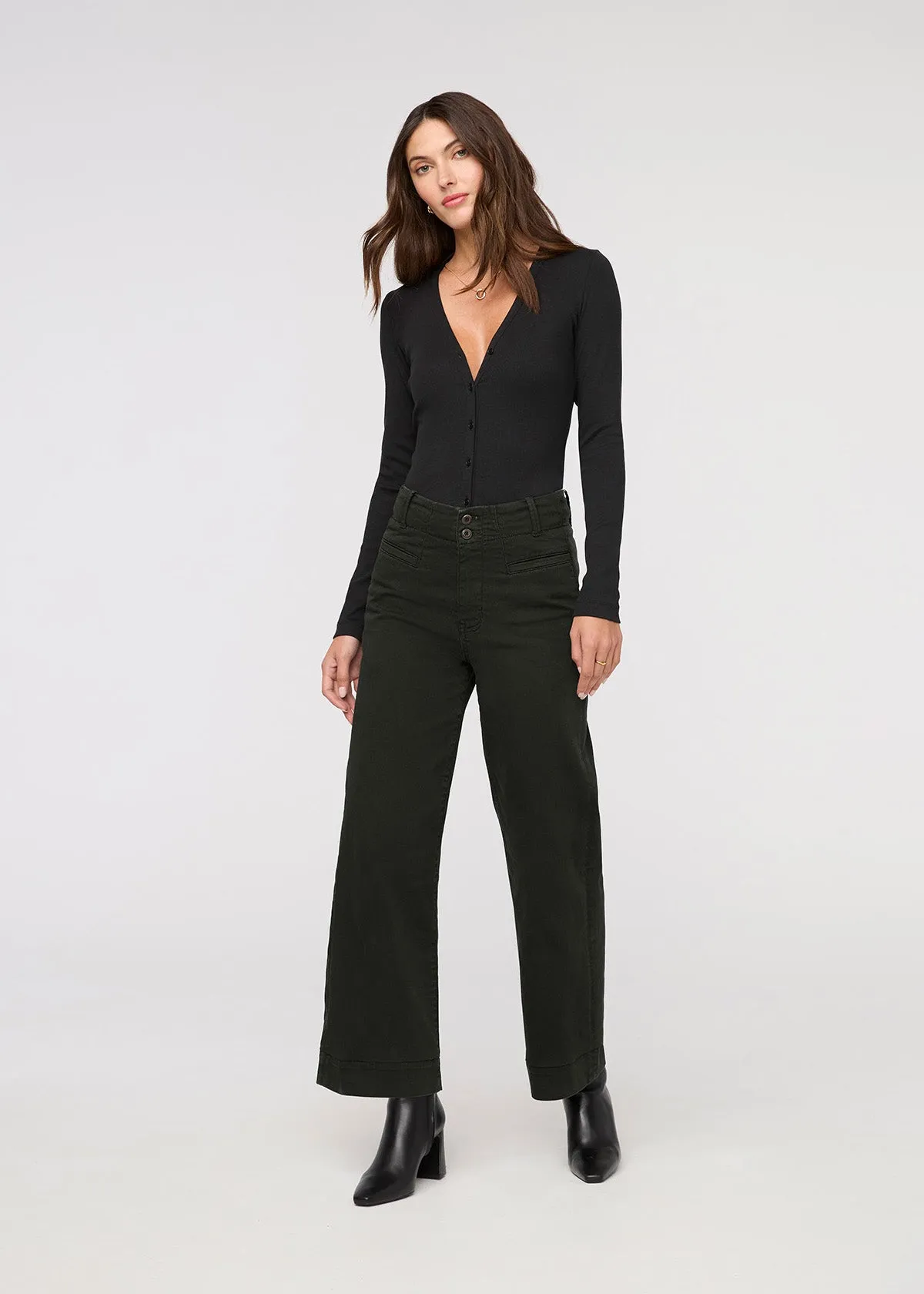 LuxTwill High Rise Trouser - Evergreen sold by DUER