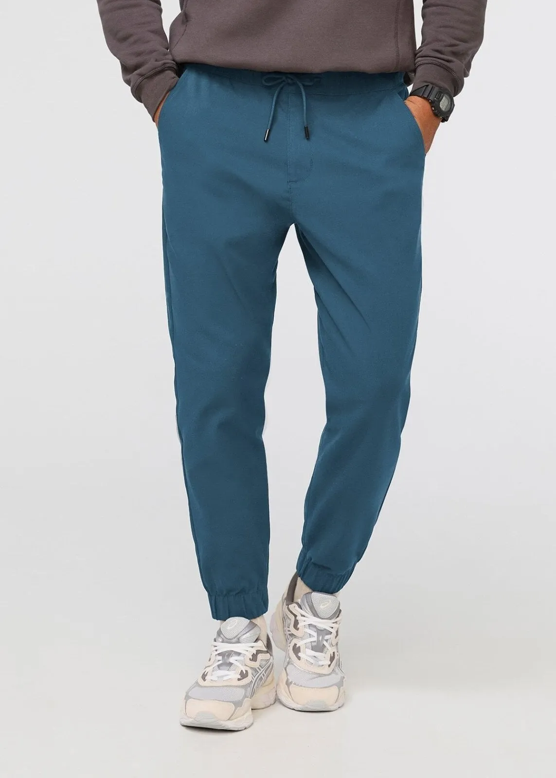 NuStretch Performance Jogger sold by DUER