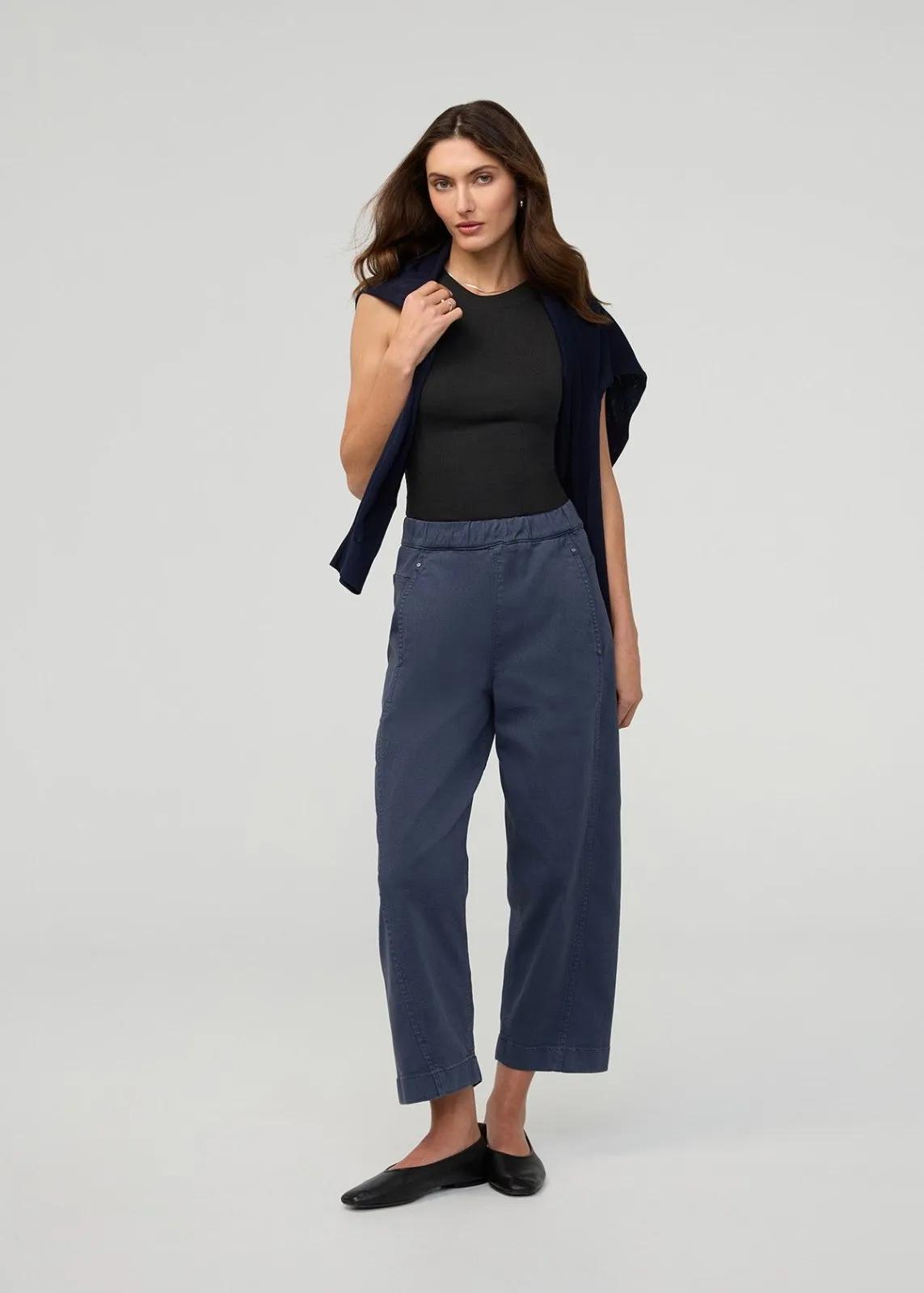 FlexTwill Barrel Pull On Pant sold by DUER