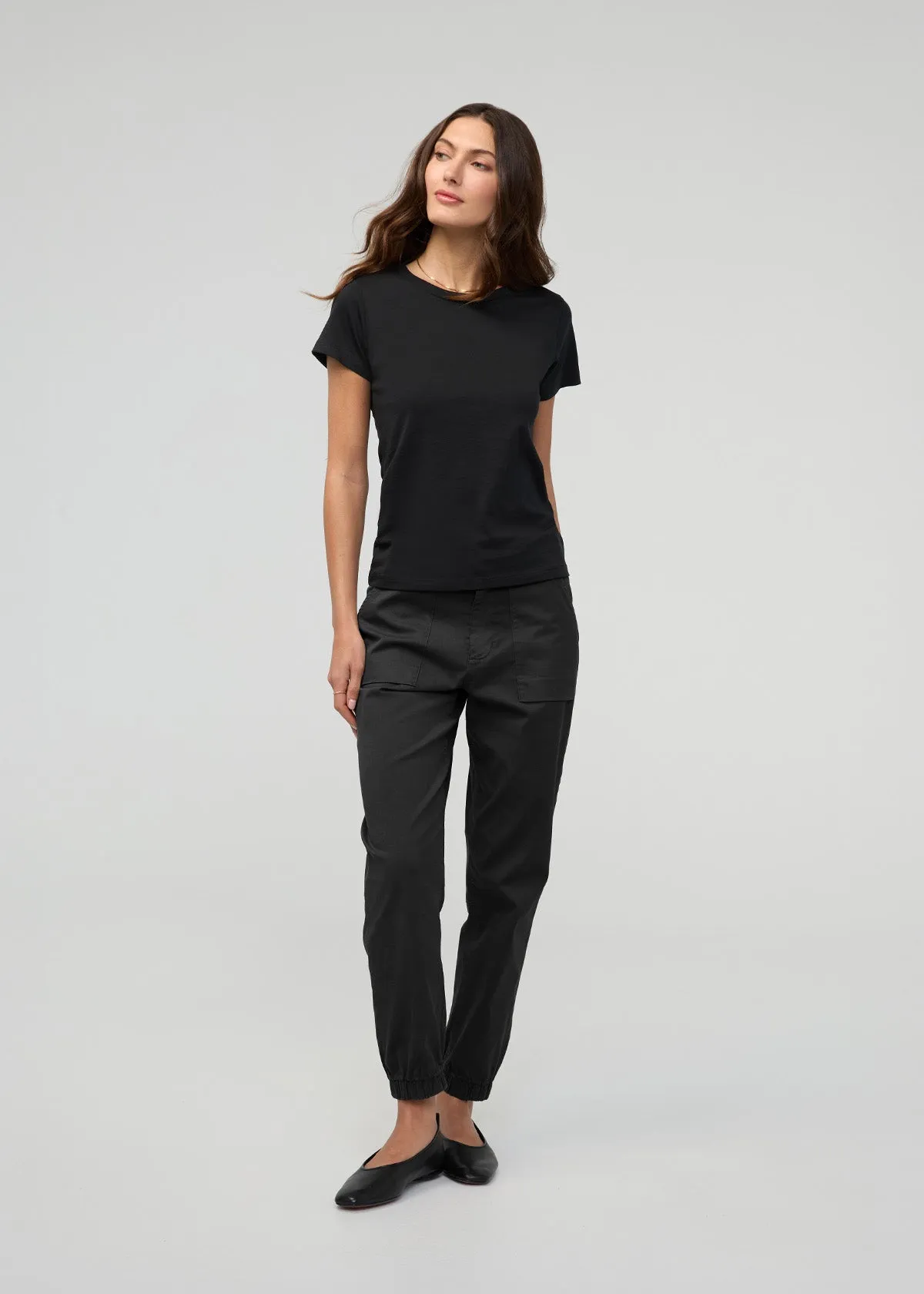Live Lite High Rise Jogger - Black sold by DUER