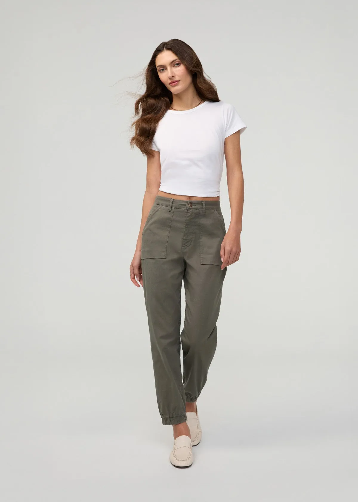Live Lite High Rise Jogger - Thyme sold by DUER