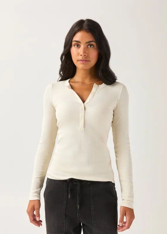 Ribbed Pima Long Sleeve Henley - Ecru made by DUER
