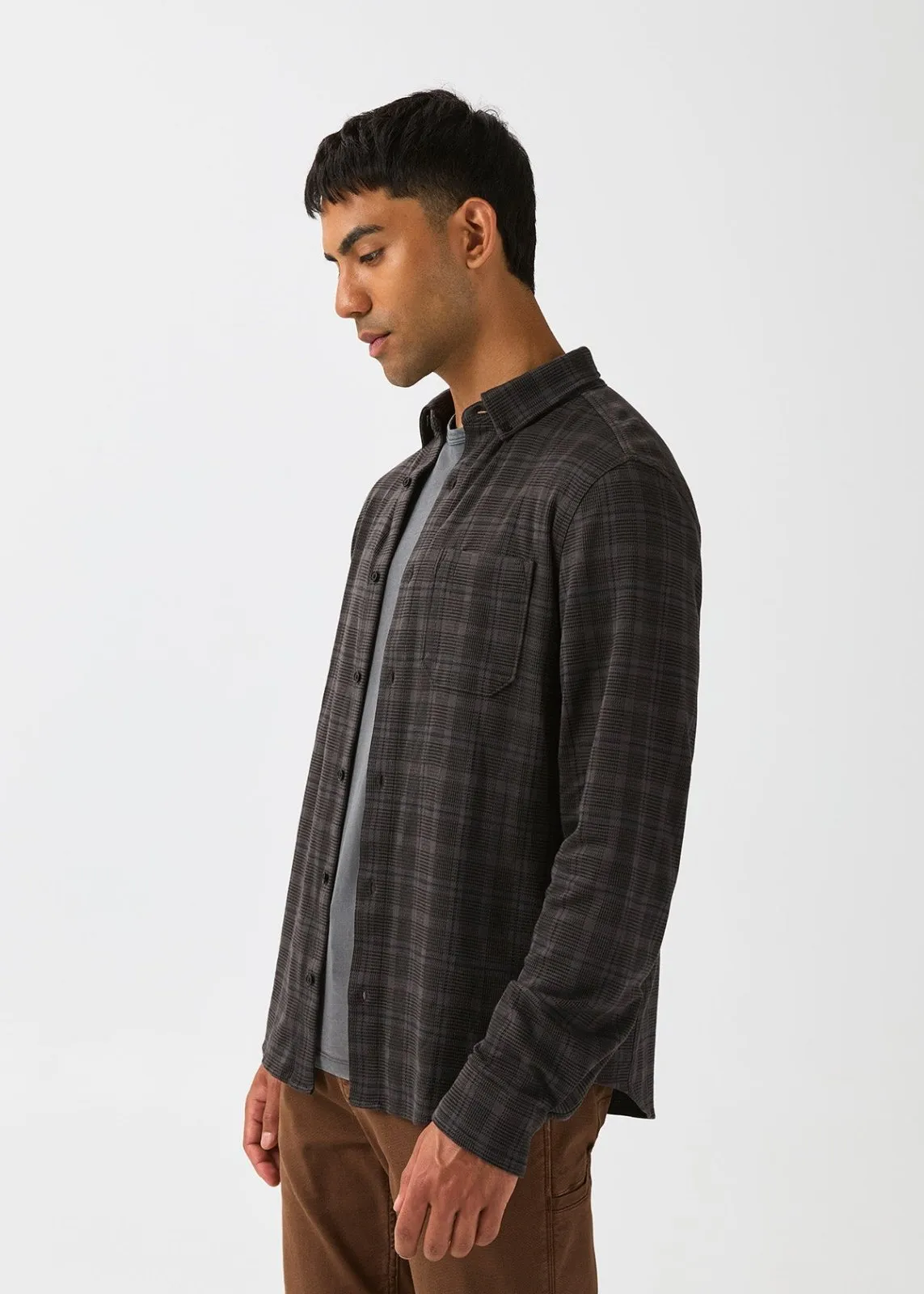 Performance Flannel Lite One-Pocket Shirt - Charcoal Plaid sold by DUER product image thumbnail 2