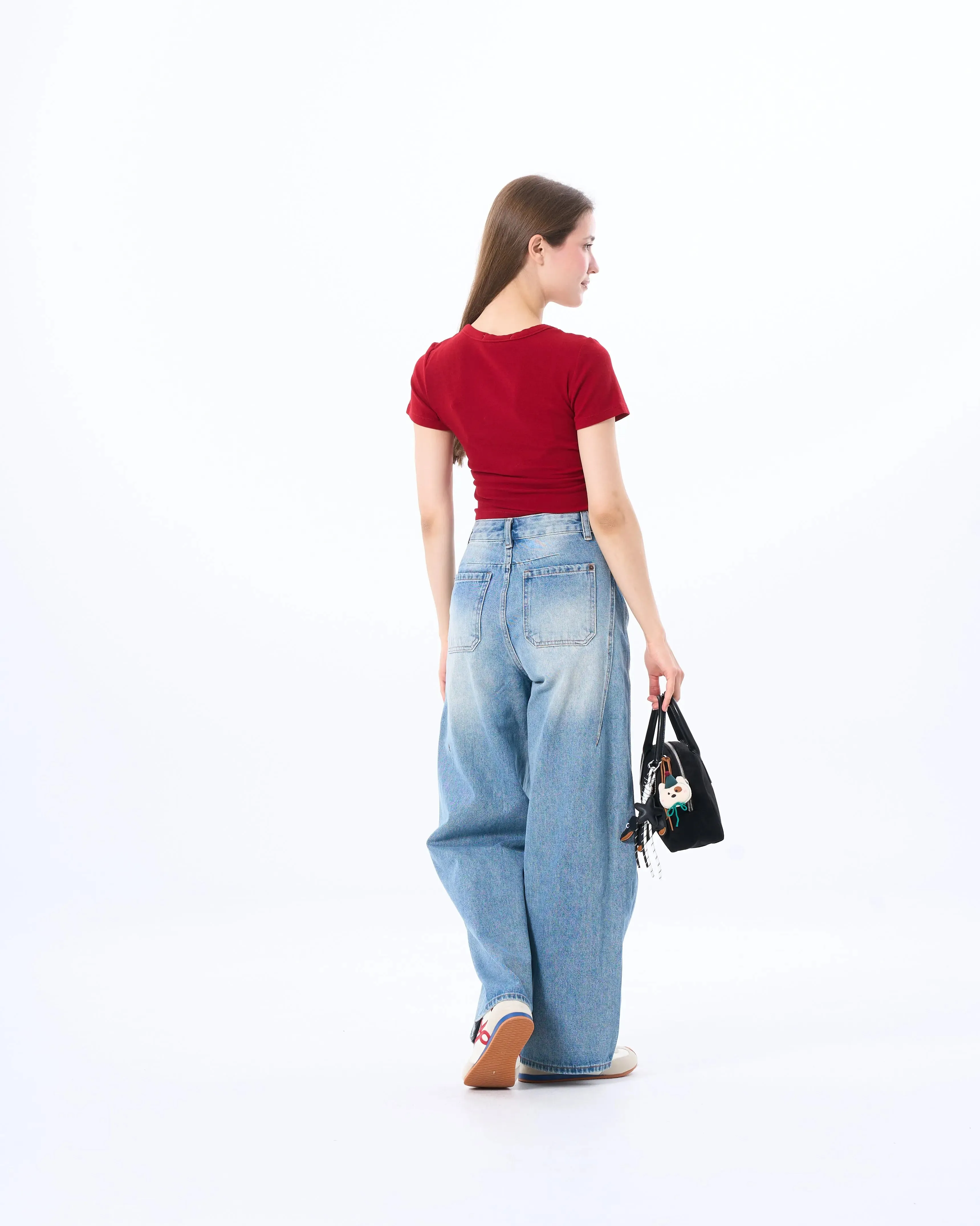 TS1C6M6 Basic Scoopneck T-Shirt sold by Mirra Masa product image thumbnail 2