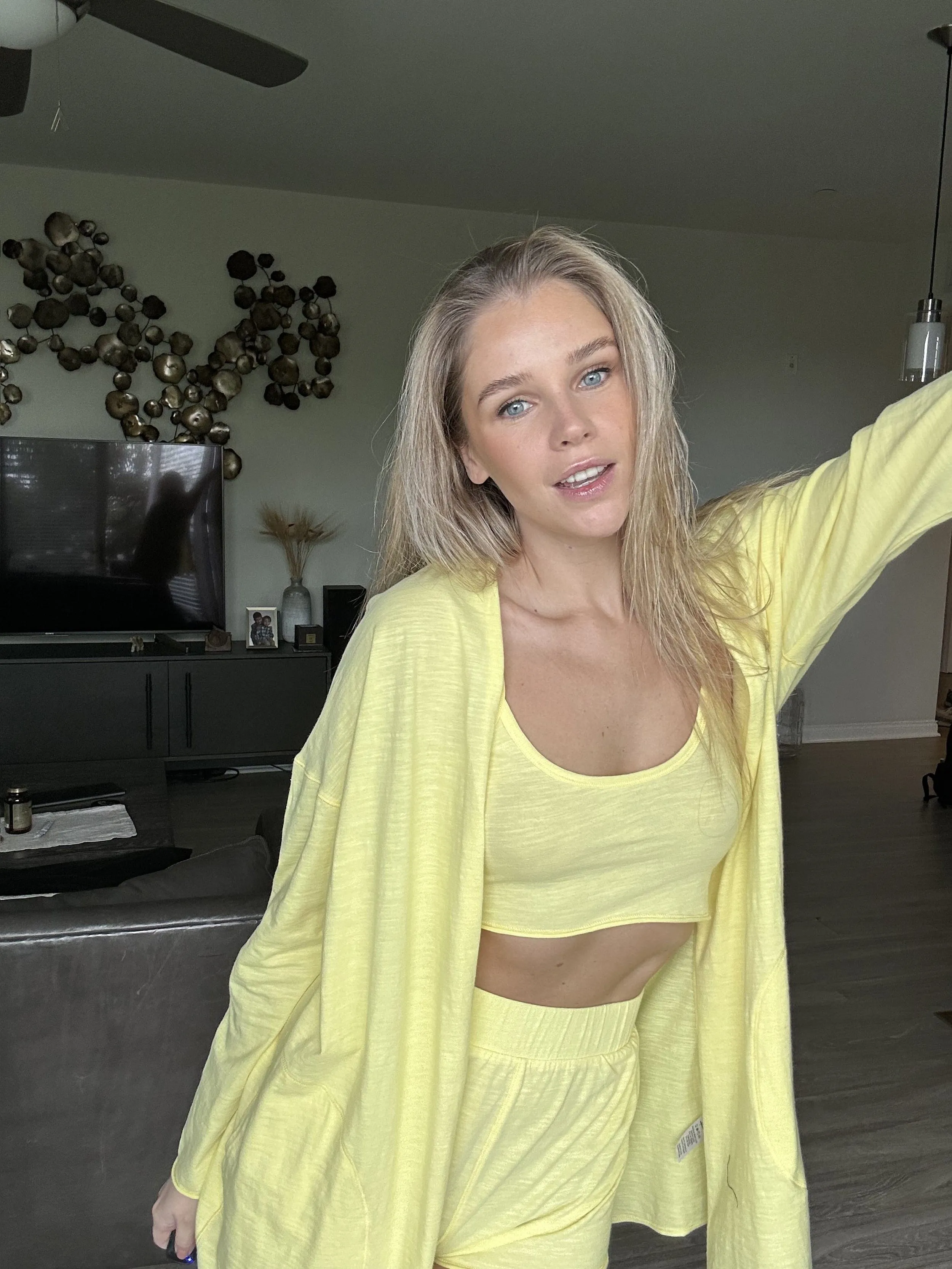 Kora Cotton 3-Piece Lounge Set - Banana sold by Lezat product image thumbnail 4