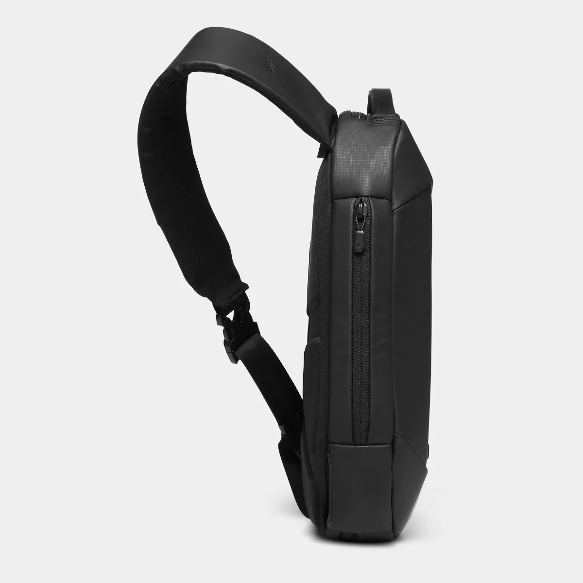 Navigator RS Sling 10L - Lost and Found sold by Nomatic product image thumbnail 3