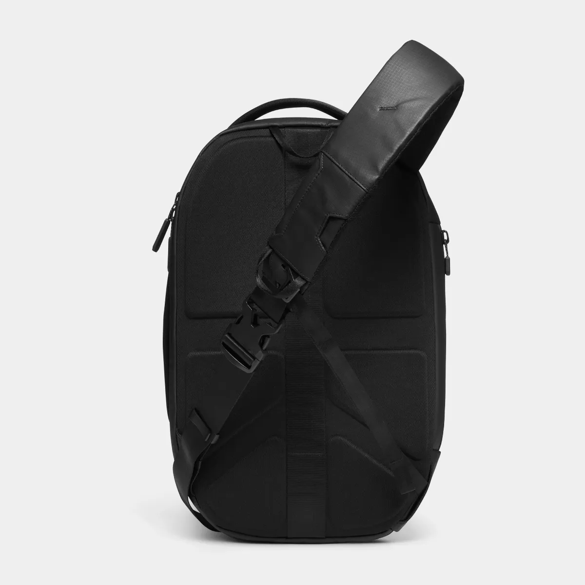 Navigator RS Sling 10L - Lost and Found sold by Nomatic product image thumbnail 2