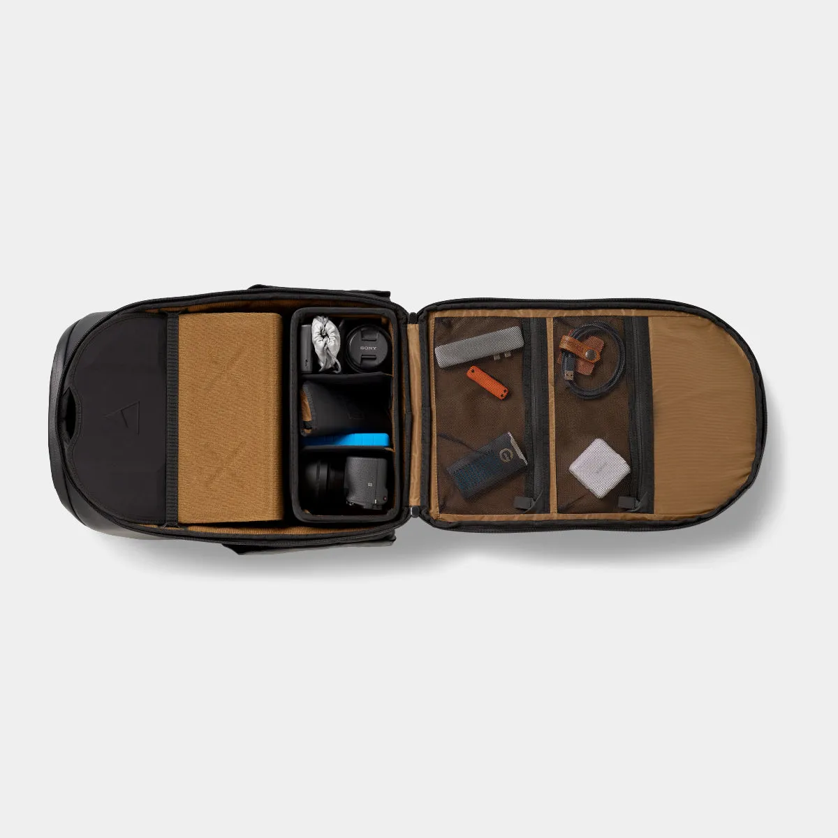 McKinnon Camera Pack 25L + 1 Small Cube - Sale sold by Nomatic product image thumbnail 3