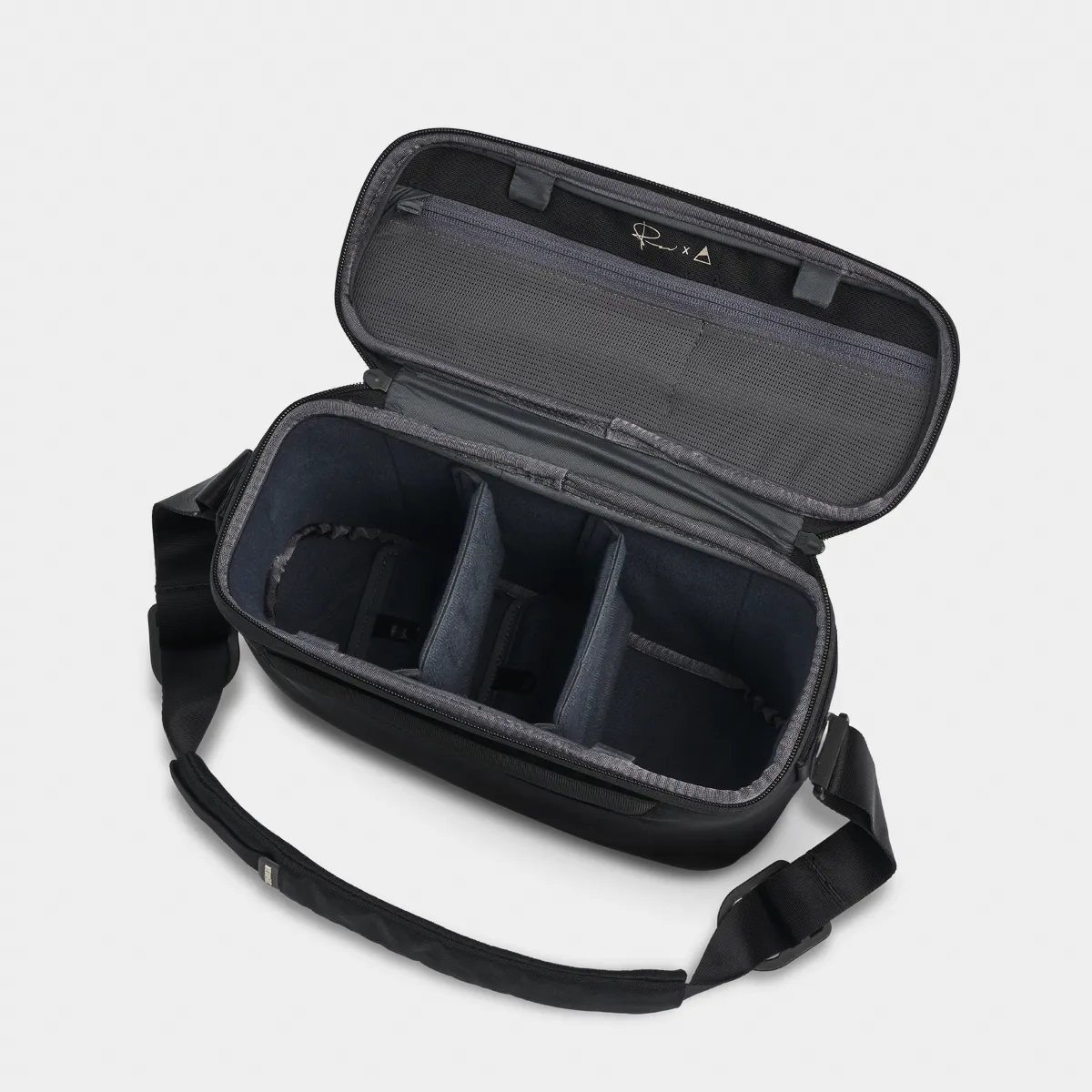 Luma Camera Sling 12L sold by Nomatic product image thumbnail 3