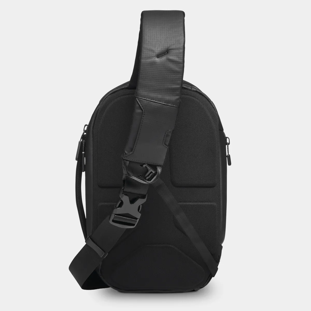 Navigator RS Sling 6L sold by Nomatic product image thumbnail 2