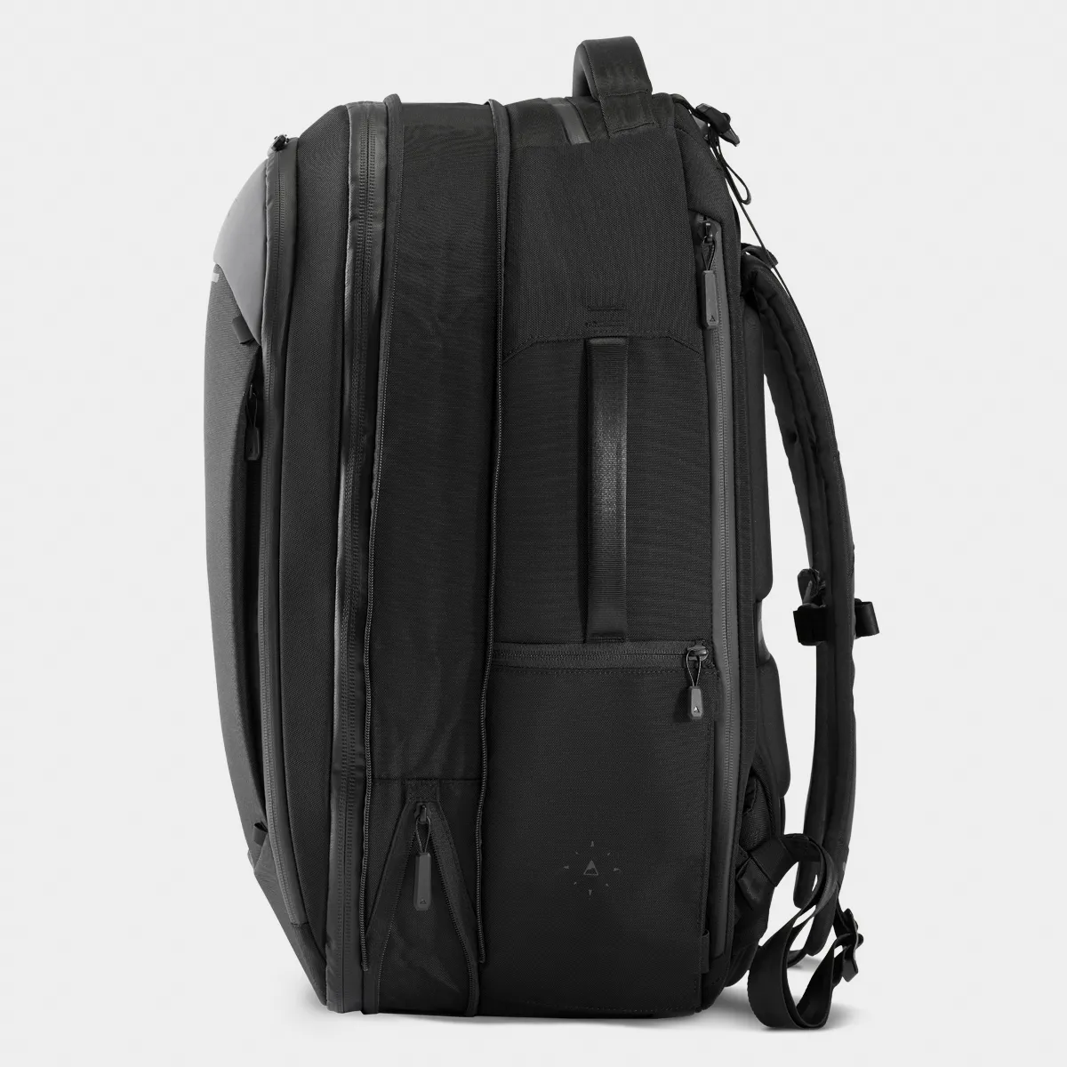 Navigator Travel Backpack 32L sold by Nomatic product image thumbnail 5
