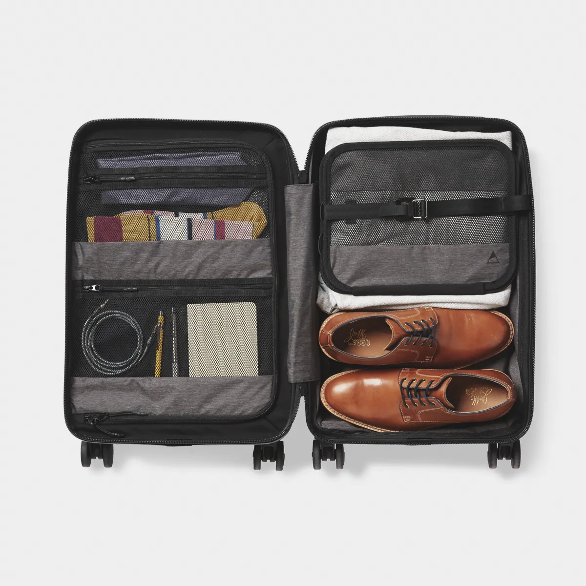 Carry-On Executive sold by Nomatic product image thumbnail 3