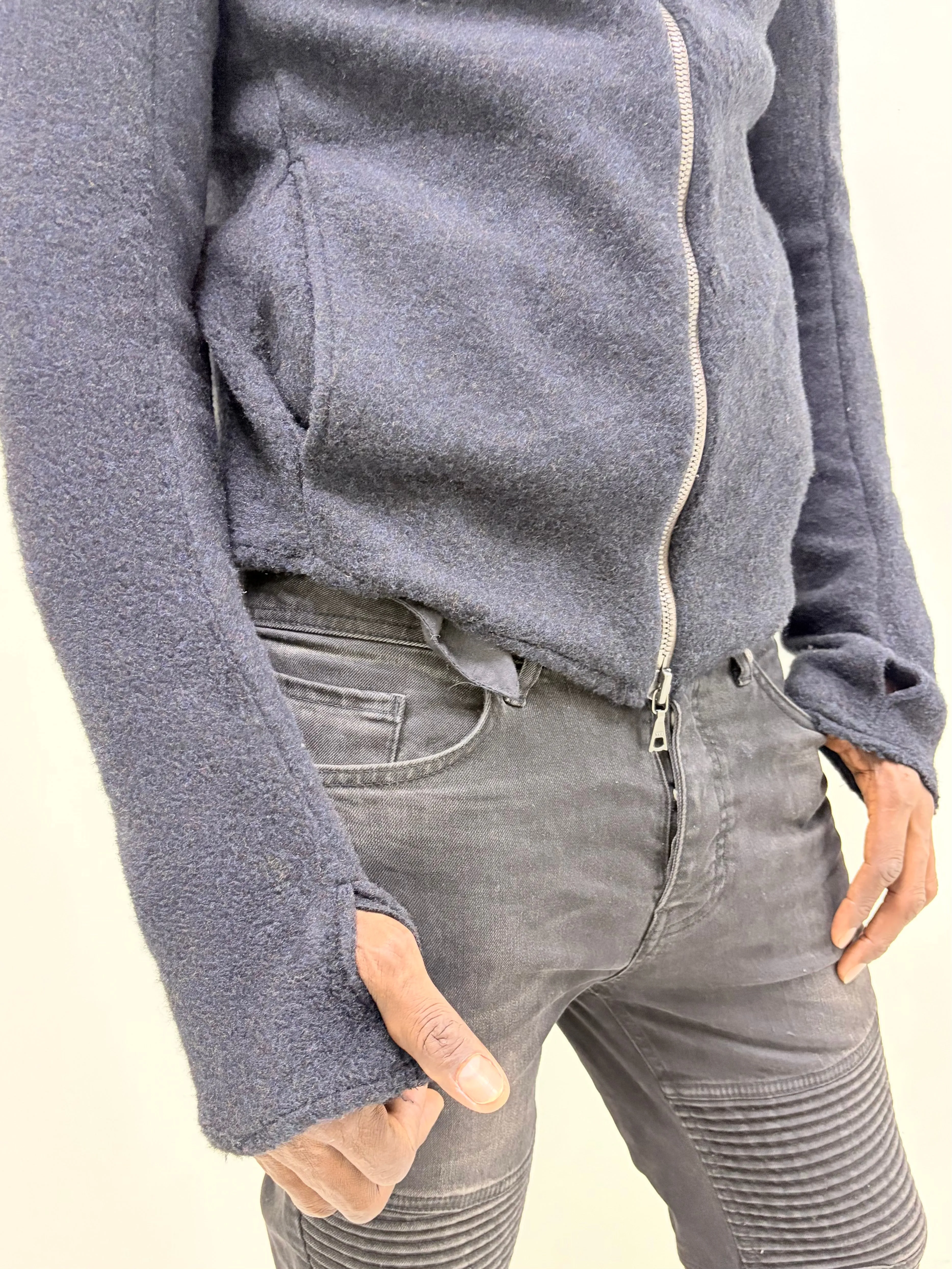 FW25 || HENRIKKSON HOODED TOP || BLACK || COTTON sold by zam barrett product image thumbnail 5