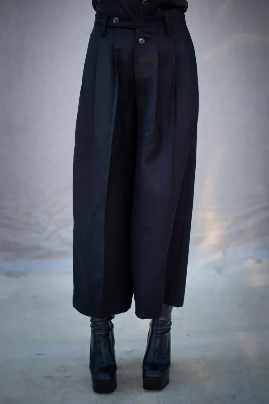 FW24 || 12 PLEAT PANTS || BLACK WOOL sold by zam barrett