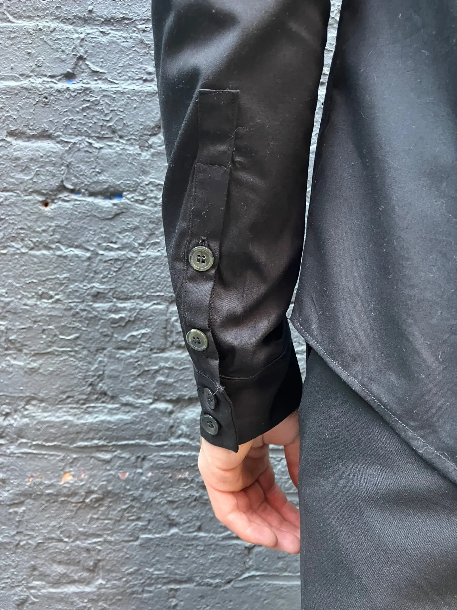 FW23 || ROMANTIC FRONT ROSES DRESS SHIRT || 100% COTTON - BLACK sold by zam barrett product image thumbnail 5