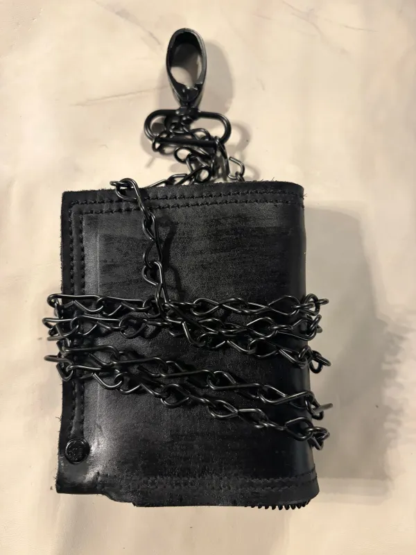 FW25 || ZB BLACK JACK + HOOK WALLET - BLACK || COWHIDE sold by zam barrett