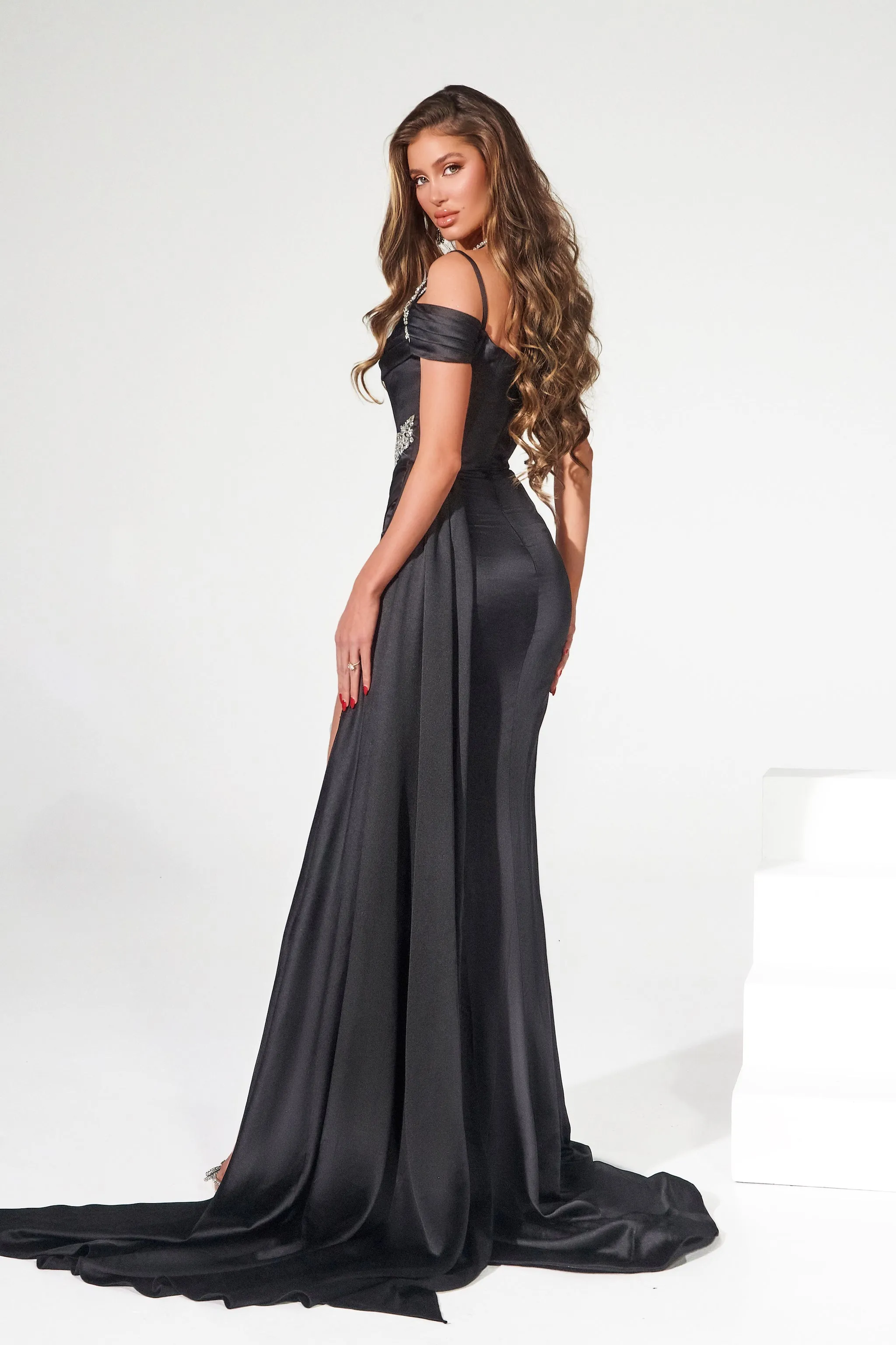 PORTIA & SCARLETT PS23046 Draped Foldover Dress with Twist sold by The Gown Galleria product image thumbnail 2