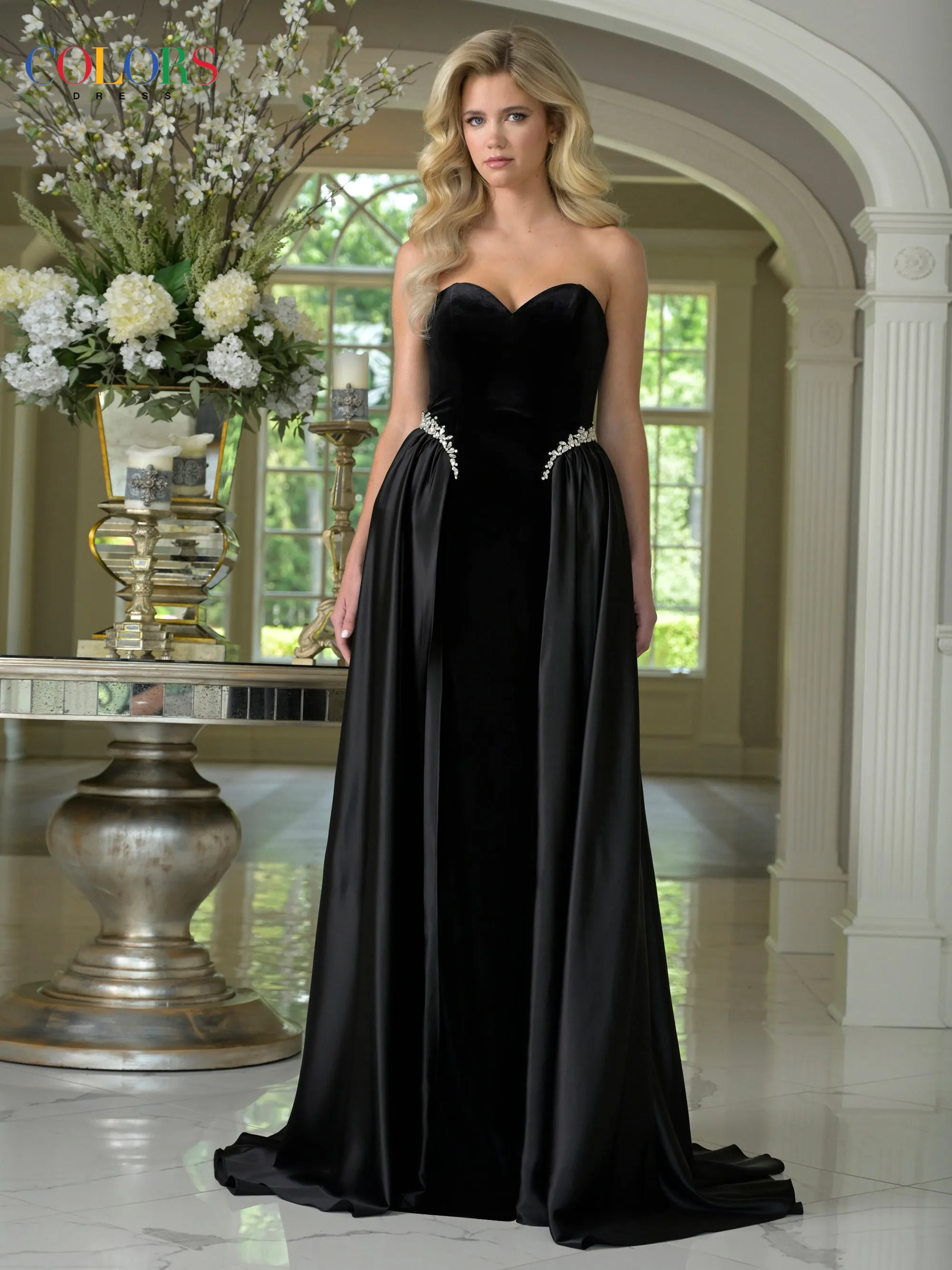 COLORS 3861 Red Long Prom Dress With Sweetheart Neckline sold by The Gown Galleria product image thumbnail 4