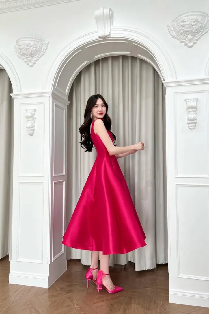 Ayvah Midi- Hot Pink sold by Angel Lane product image thumbnail 3