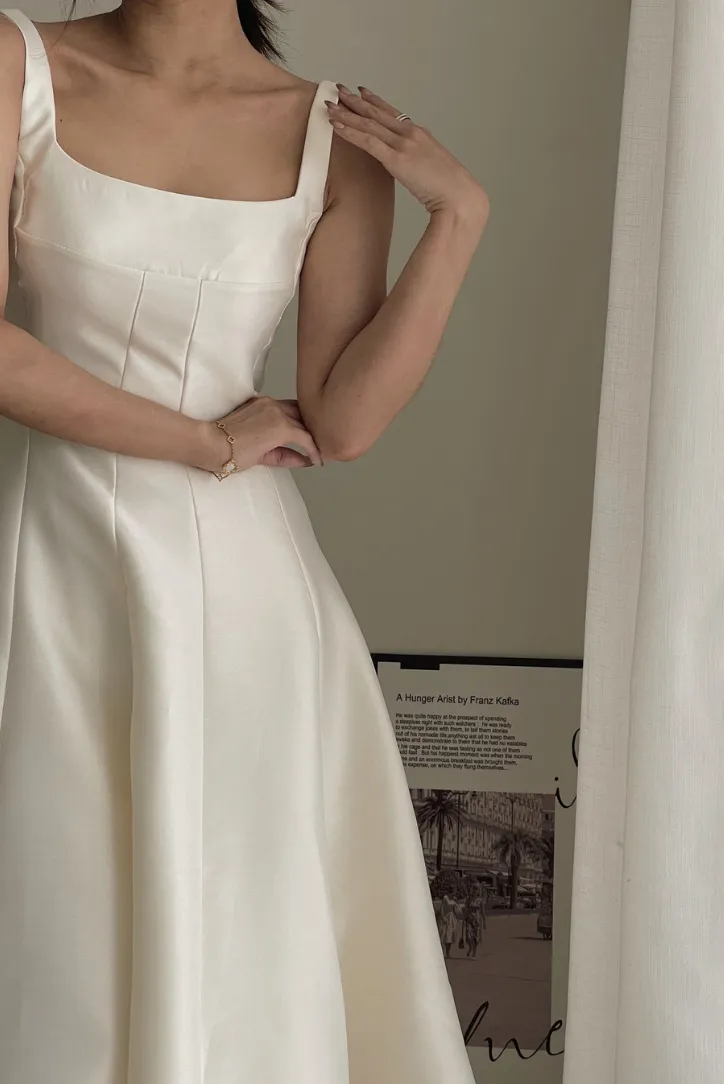 Ayvah Midi- White sold by Angel Lane product image thumbnail 4