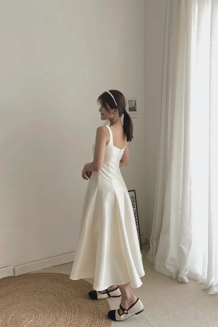 Ayvah Midi- White sold by Angel Lane product image thumbnail 3