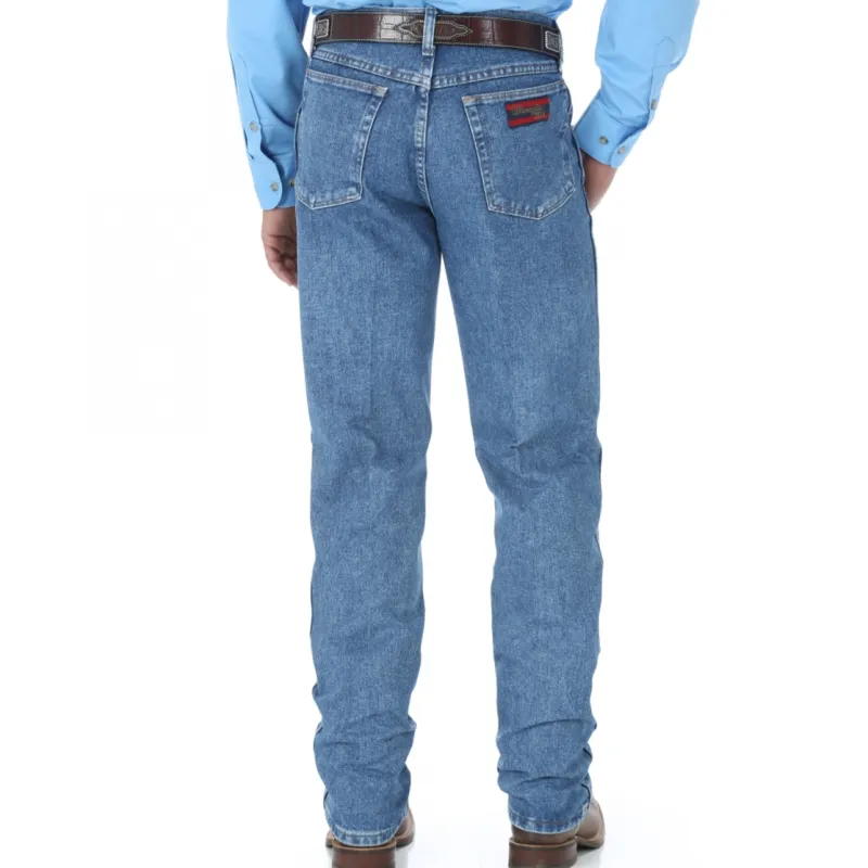Wrangler Mens 20x Relaxed Fit Jean made by Wrangler
