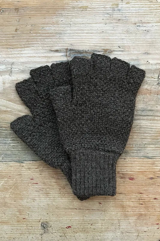British wool gloves sold by ELWIN