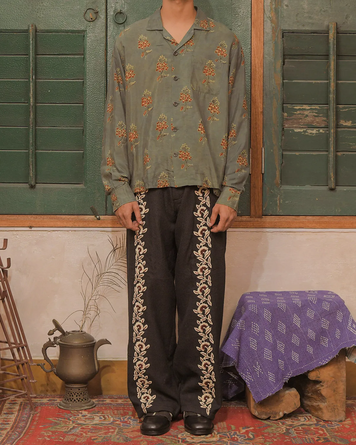 ZARDOZI SULTAN PANT sold by Kartik Research product image thumbnail 5