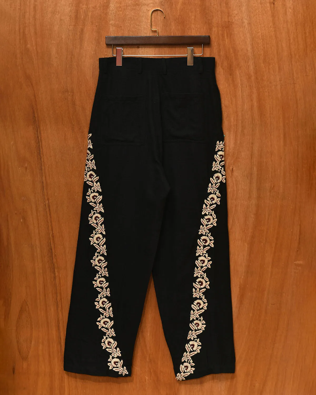 ZARDOZI SULTAN PANT sold by Kartik Research product image thumbnail 4