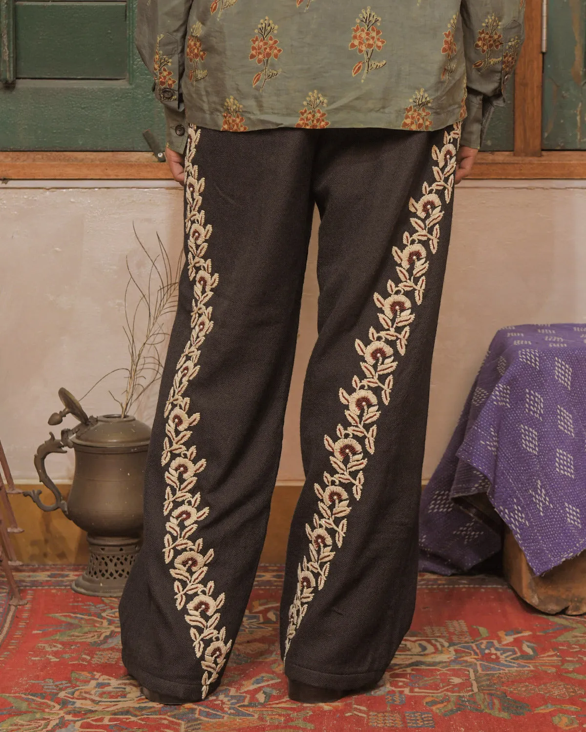 ZARDOZI SULTAN PANT sold by Kartik Research product image thumbnail 3