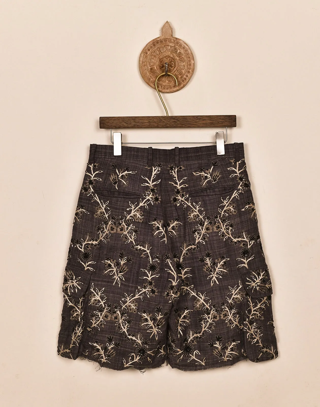 CHINTZ CARGO SHORTS sold by Kartik Research product image thumbnail 3