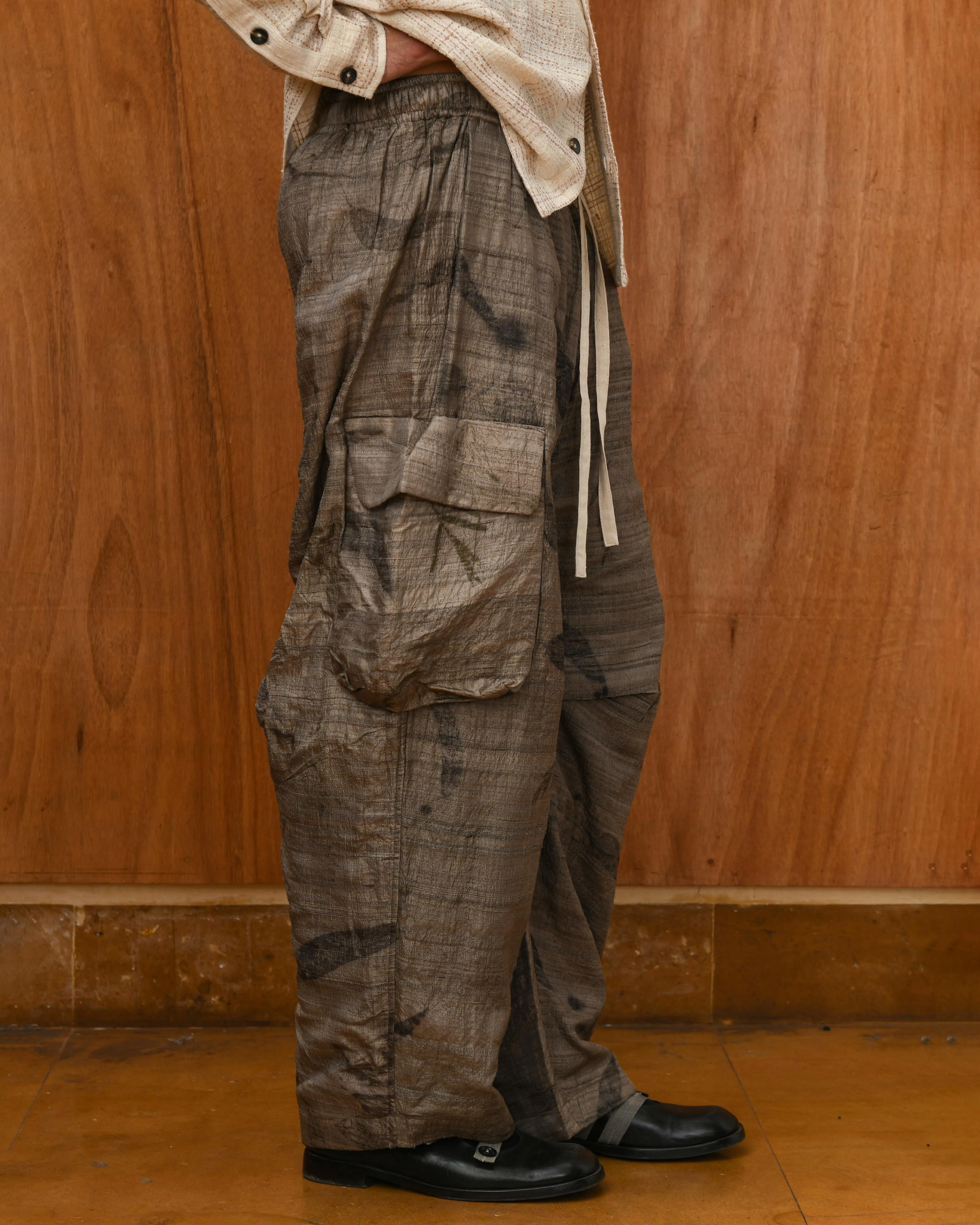 ECO PRINT CARGO PANTS sold by Kartik Research product image thumbnail 2