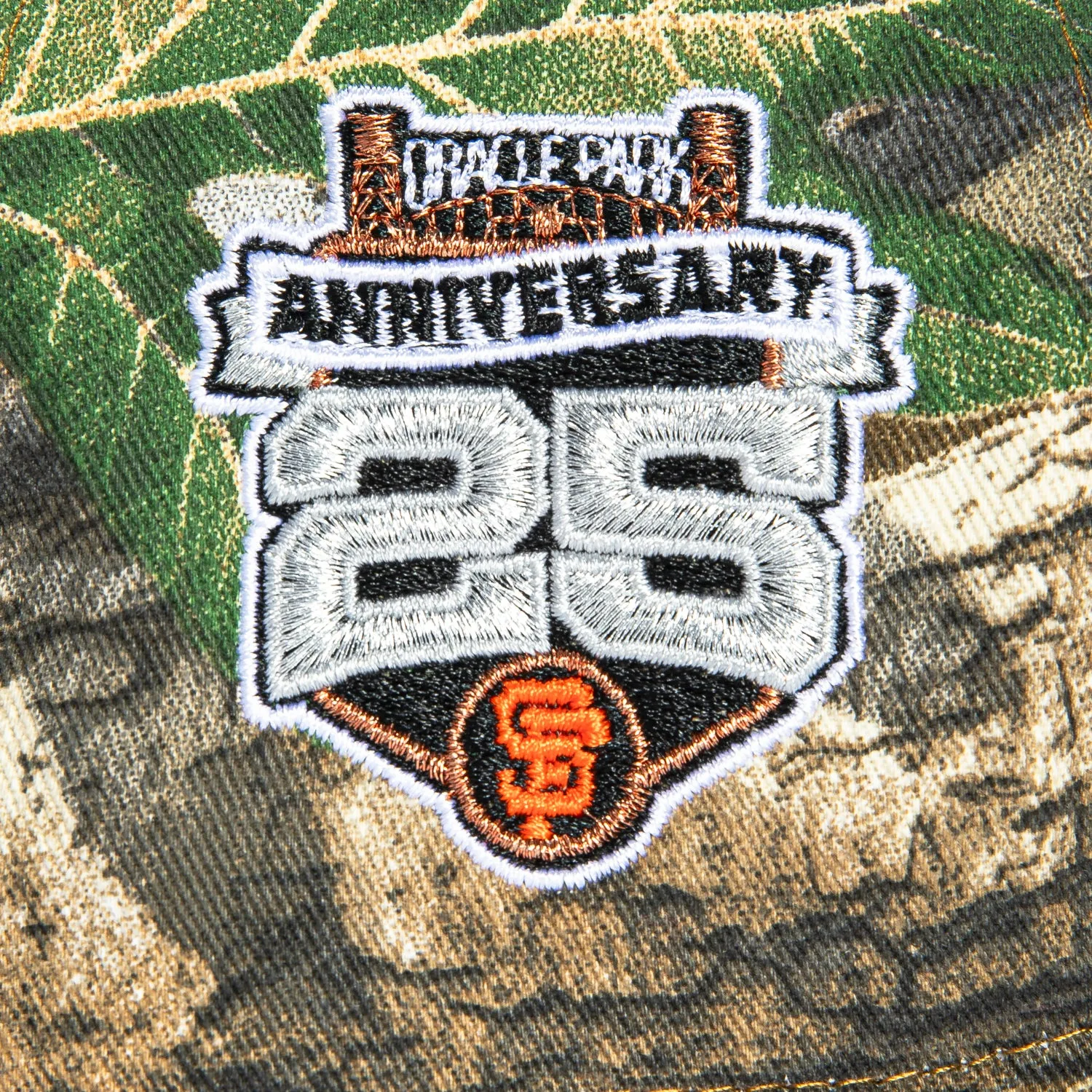 New Era 9Forty A-Frame San Francisco Giants 25th Anniversary Stadium Patch Snapback Hat - Realtree, Pink sold by Hat Club product image thumbnail 4