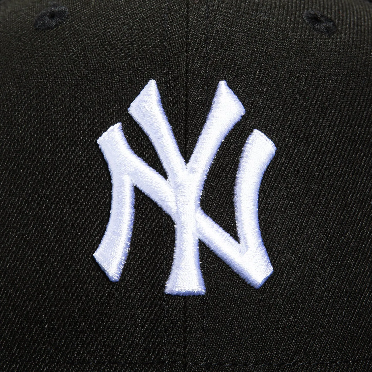 New Era 59Fifty New York Yankees 1996 World Series Patch Hat - Black, White sold by Hat Club product image thumbnail 4