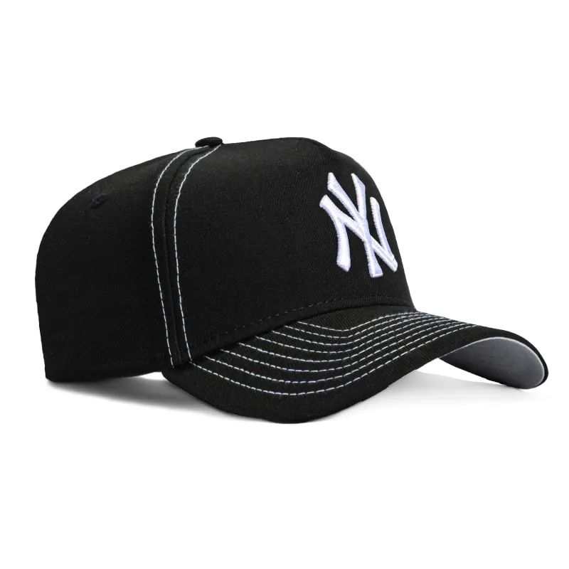 New Era 9Forty A-Frame Contrast Stitch New York Yankees Snapback Hat - Black, White made by New Era