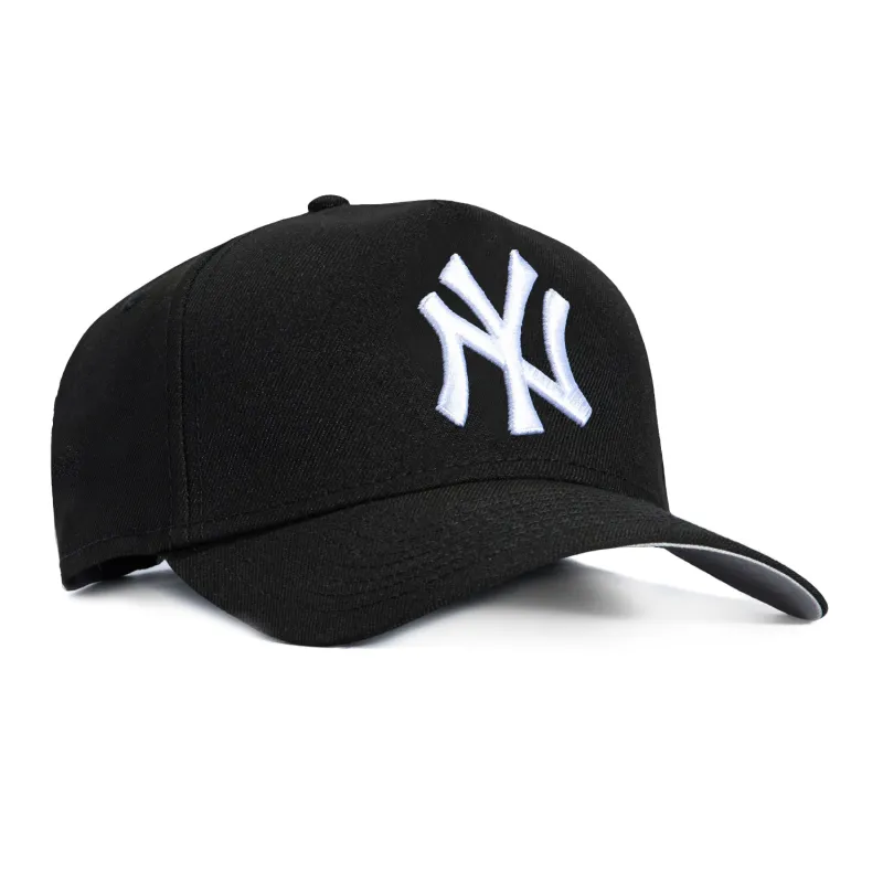 New Era 9Forty A-frame New York Yankees Snapback Hat - Black, White sold by Hat Club