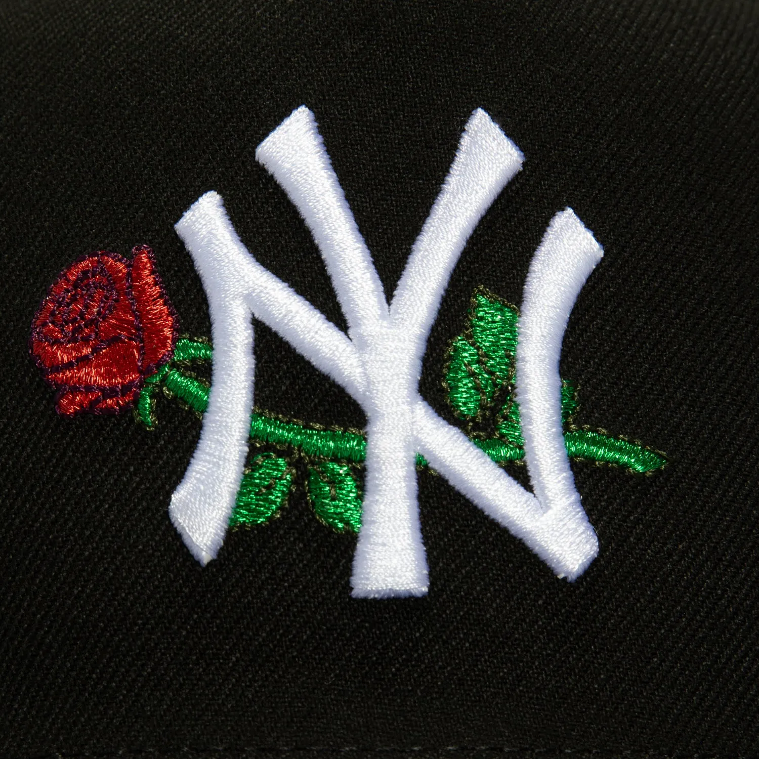 New Era 9Fifty A-Frame New York Yankees Rose Snapback Hat - Black sold by Hat Club product image thumbnail 3