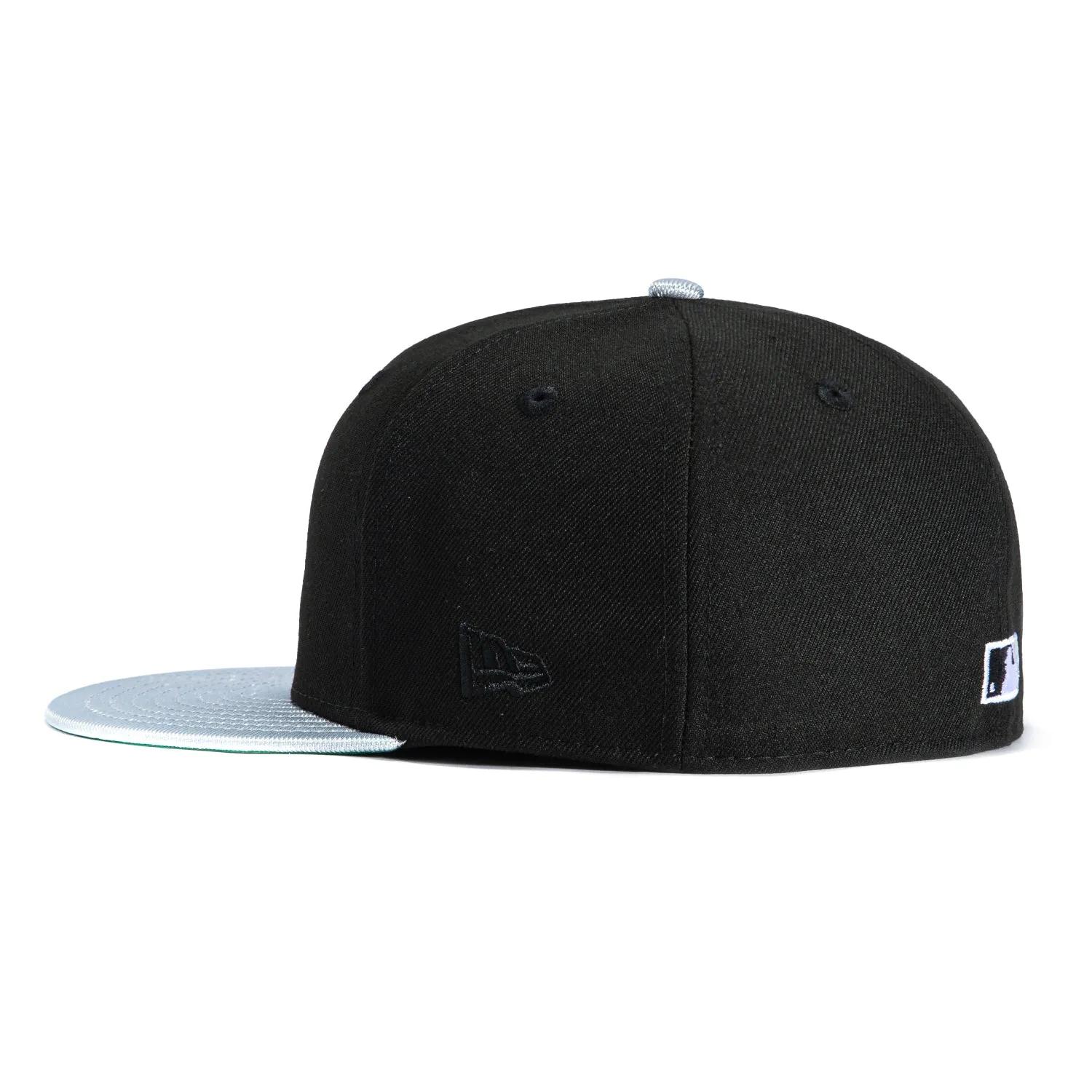 New Era 59Fifty Chicago White Sox 2005 World Series Patch Hat - Black, Metallic Silver sold by Hat Club product image thumbnail 3