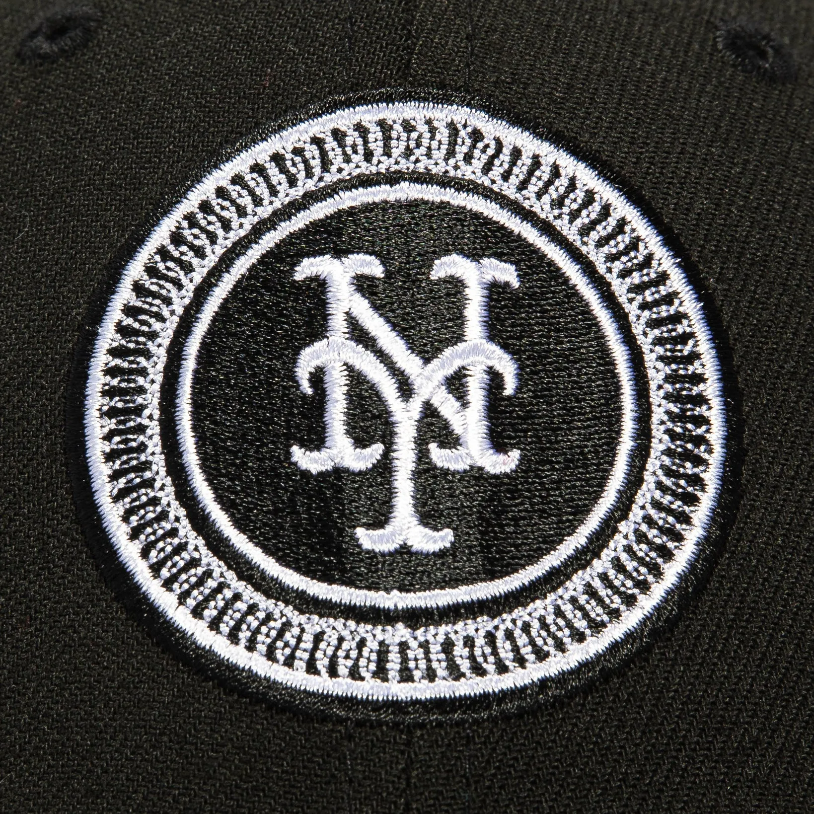 New Era 39Thirty New York Mets Stretch Fitted Hat - Black, White sold by Hat Club product image thumbnail 3