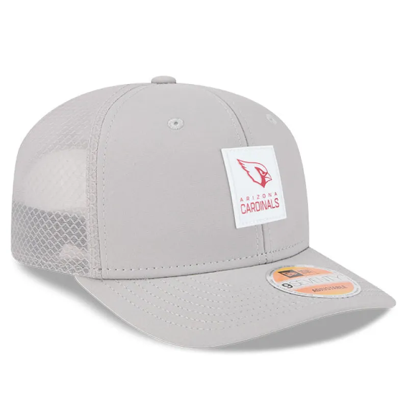New Era 9Seventy Arizona Cardinals 2025 Sideline Snapback Trucker Hat - Grey made by New Era