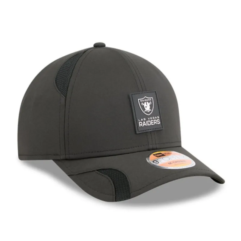 New Era 9Forty M-Crown Las Vegas Raiders 2025 Sideline Snapback Hat - Black sold by Hat Club