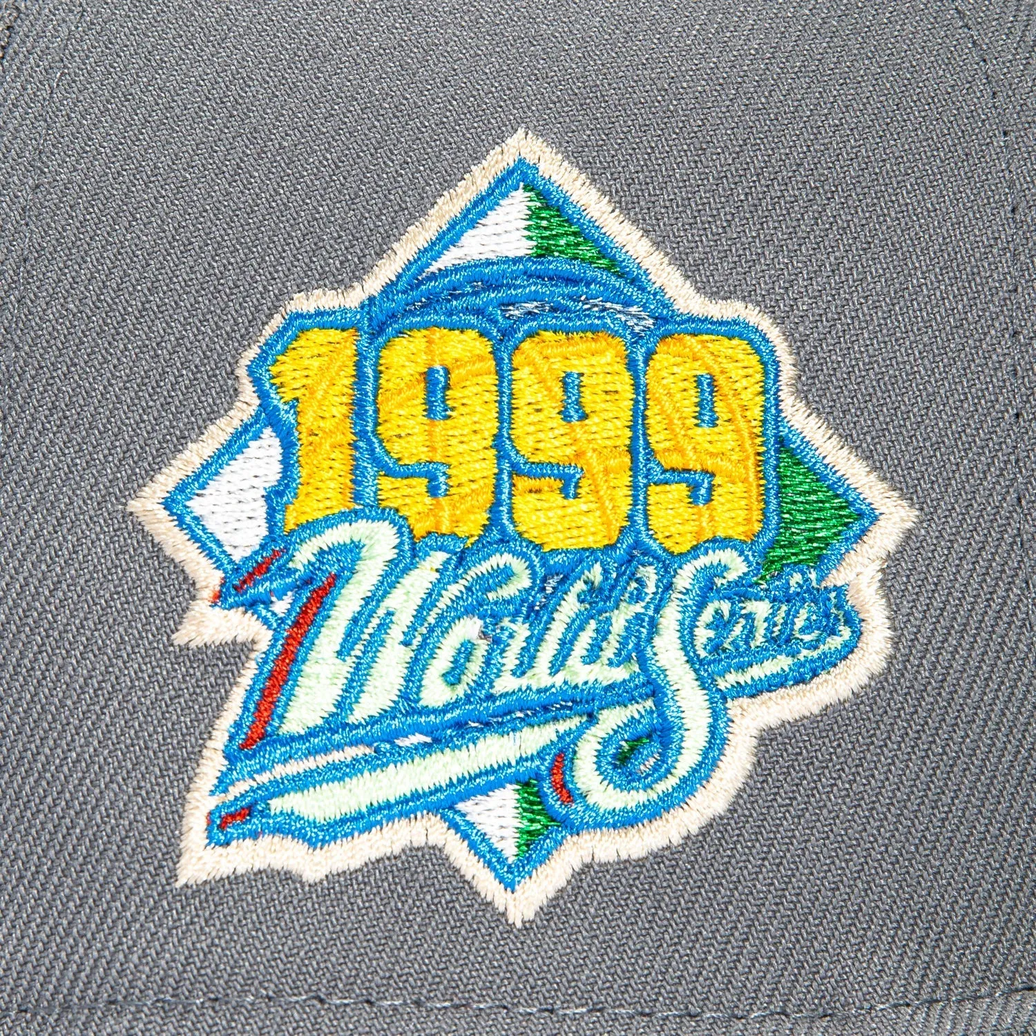 New Era 59Fifty Monstera Pack Atlanta Braves 1999 World Series Patch Hat - Storm Grey, Kelly sold by Hat Club product image thumbnail 5