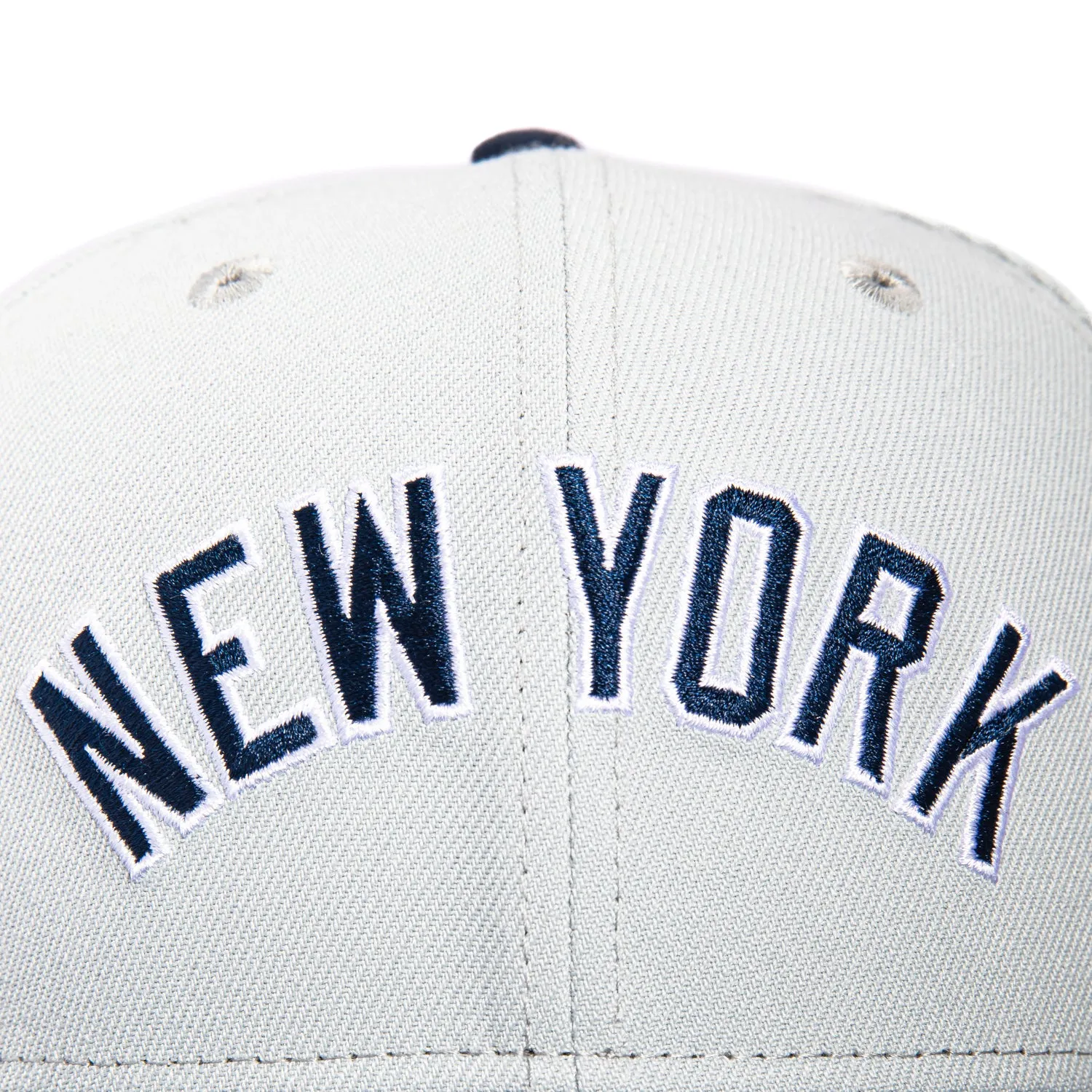 New Era 59Fifty New York Yankees Arch Hat - Grey, Navy sold by Hat Club product image thumbnail 4