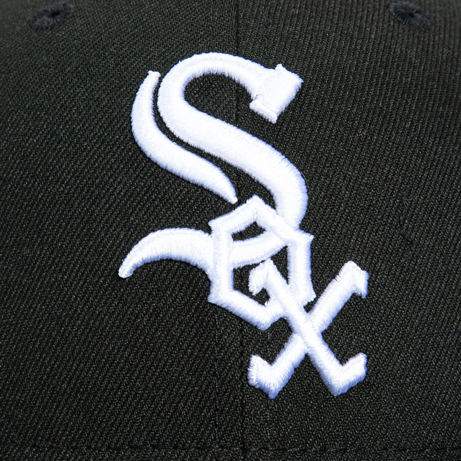 New Era 59Fifty Chicago White Sox Trucker Hat - Black, White sold by Hat Club product image thumbnail 4