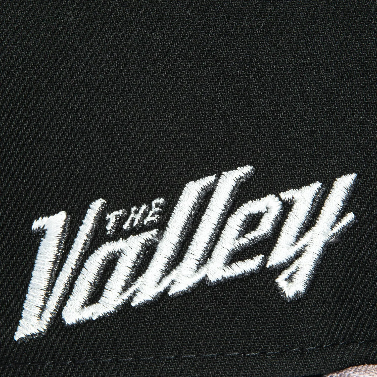 New Era 59Fifty Surveillance Pack Phoenix Suns The Valley Patch 2025 City Edition Hat - Black, Camo sold by Hat Club product image thumbnail 5