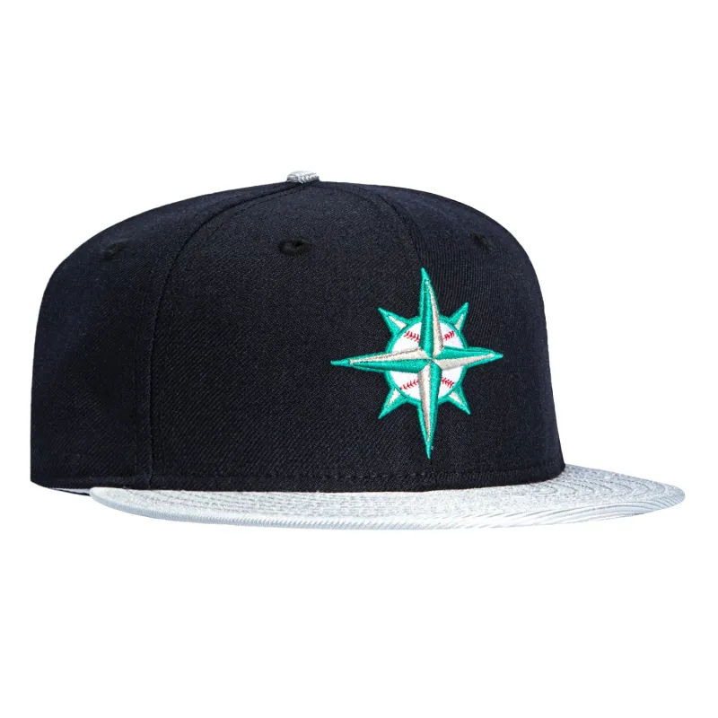New Era 59Fifty Retro On-Field Seattle Mariners 1997 Hat - Navy, Metallic Silver made by New Era