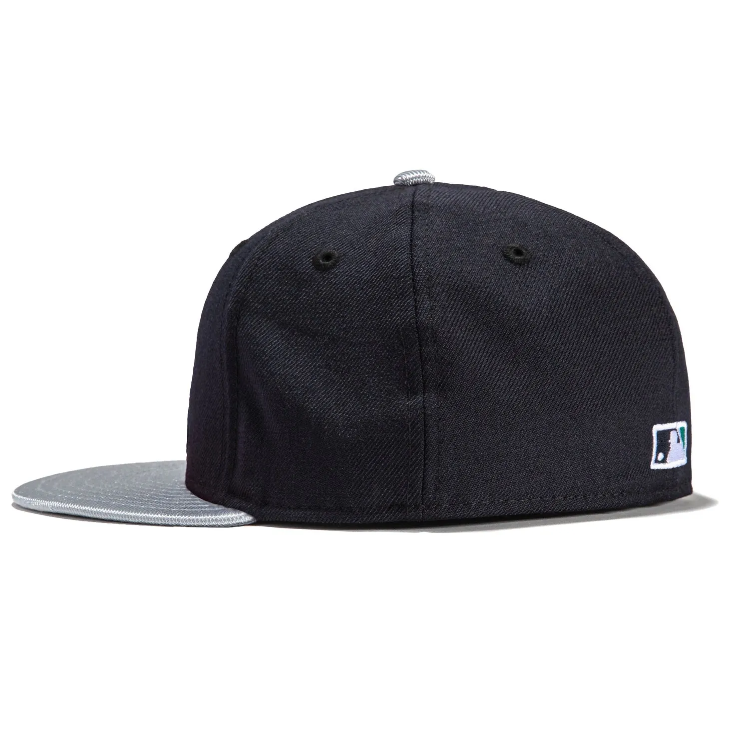 New Era 59Fifty Retro On-Field Seattle Mariners 1997 Hat - Navy, Metallic Silver sold by Hat Club product image thumbnail 3